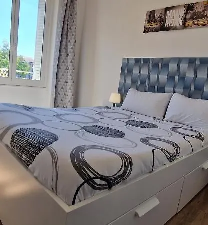 Appartement Superbe Proche De Toutes Commodités.